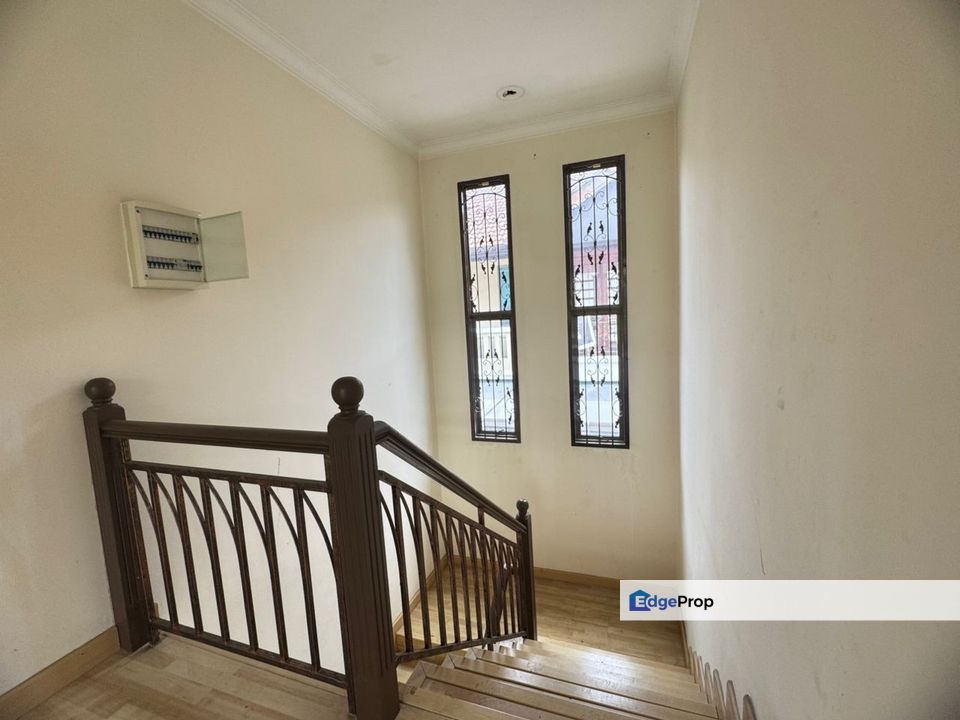 Austin Perdana Lake Pine , 2 Storey Bungalow , Johor, Johor Bahru