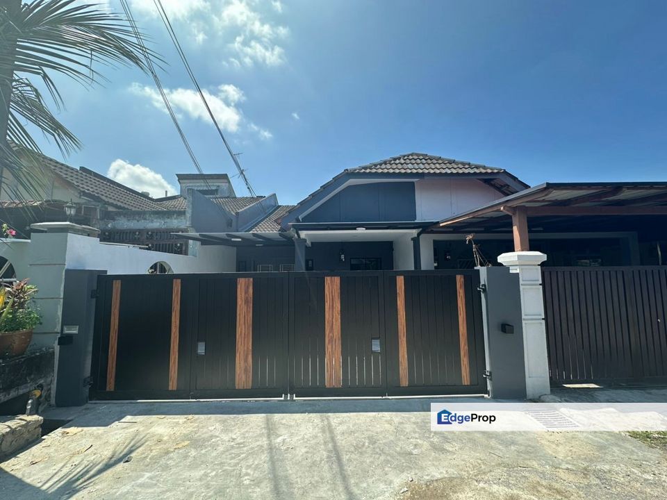 Taman Universiti , Single Storey , Renovated , Johor, Skudai