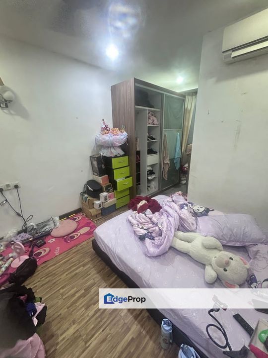 Taman Molek , 1.5 Storey , Renovated Unit, Johor, Johor Bahru