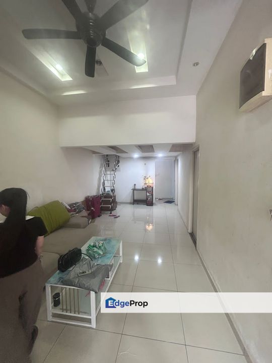 Taman Molek , 1.5 Storey , Renovated Unit, Johor, Johor Bahru