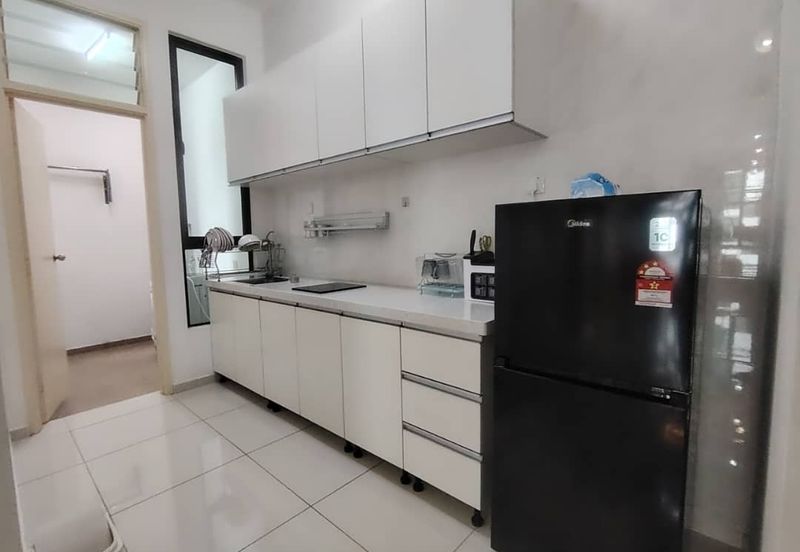 D'Summit Residences @ Kempas Utama