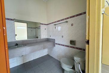 Bandar Baru Seri Alam