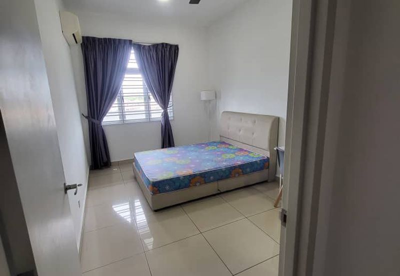 Meridin Bayvue Apartment