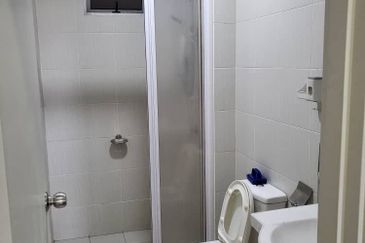 Meridin Bayvue Apartment