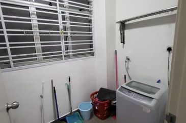 Meridin Bayvue Apartment