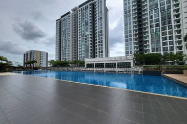 Meridin Bayvue Apartment