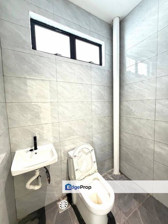 Megah Ria , Single Storey Semi D , Renovated , Johor, Masai