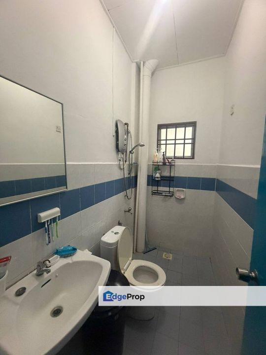 Sri Kenari Apartment , Tampoi , got lift, Johor, Tampoi