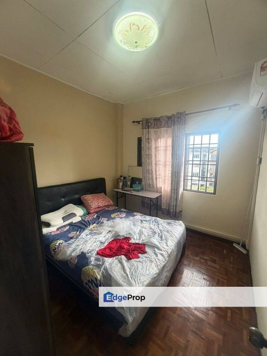 Sri Kenari Apartment , Tampoi , got lift, Johor, Tampoi