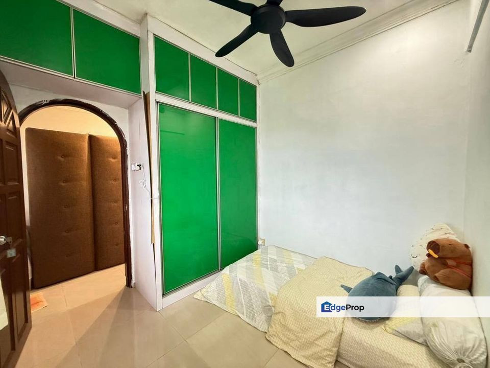 Putri Ria Apartment , Megah Ria , High Floor , Johor, Masai