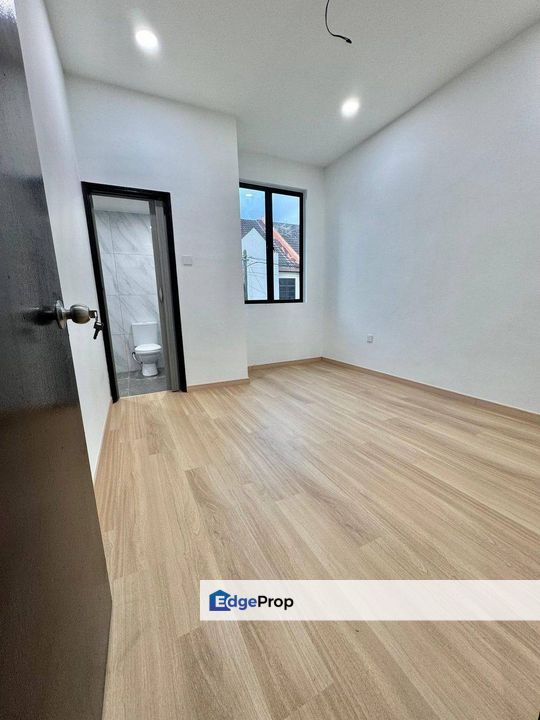 Permas Jaya , Double Storey , Extended , 5 Bed, Johor, Permas Jaya/Senibong