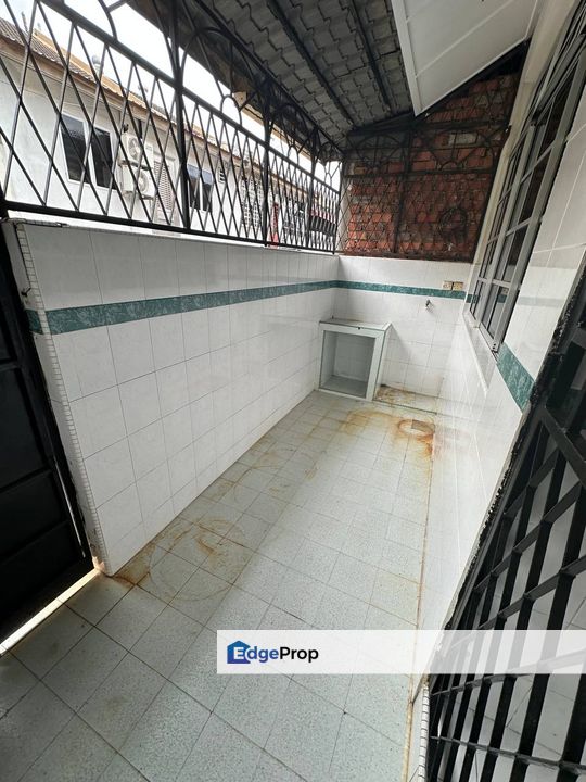 Taman Perling , Single Storey Endlot , Freehold , Johor, Johor Bahru