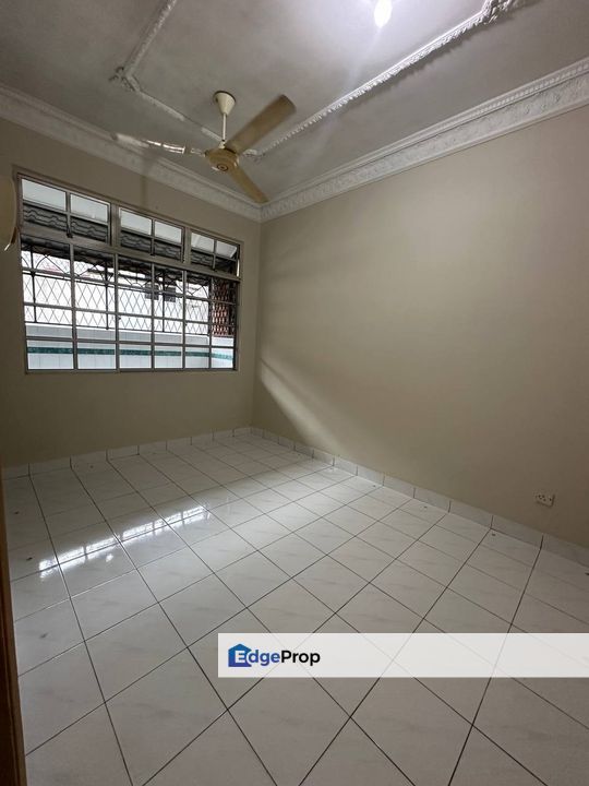 Taman Perling , Single Storey Endlot , Freehold , Johor, Johor Bahru