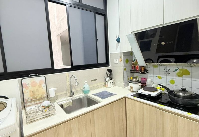 Meridin Bayvue Apartment