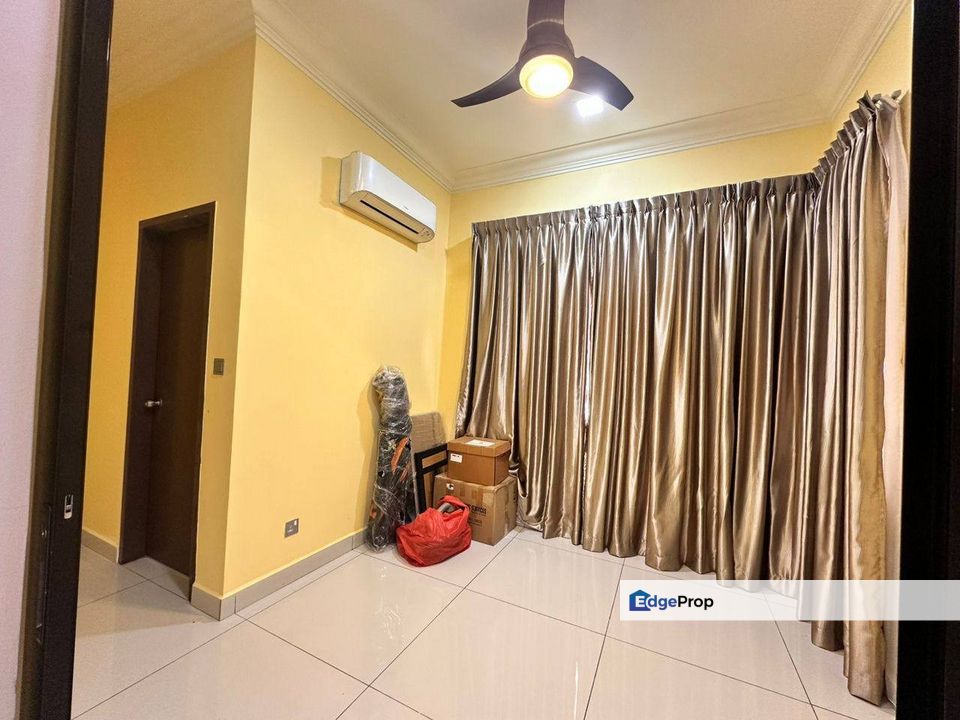 Horizon Hills , 3 Storey Cluster ,  Canal Garden , Johor, 