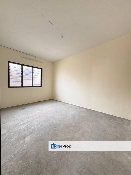 Senai Baru , Single Storey Semi D , Senia, Johor, Senai