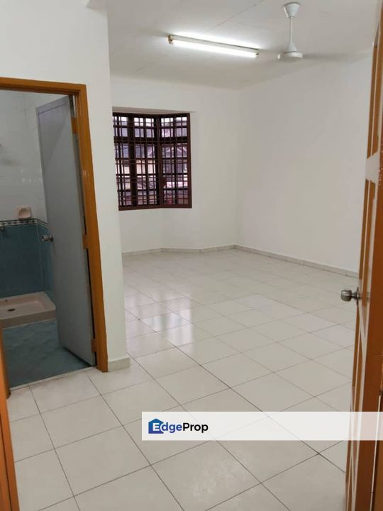 Tampoi Indah , Donble Storey , 22x70 , Johor, Tampoi