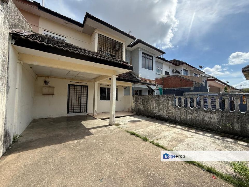 Selesa Jaya , Double Storey , Skudai , Original , Johor, Skudai