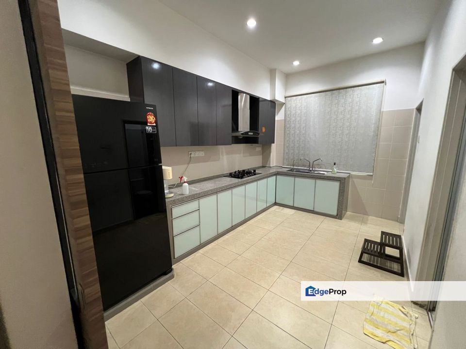 Mount Austin , Double Storey , Renovated Unit , Johor, Johor Bahru