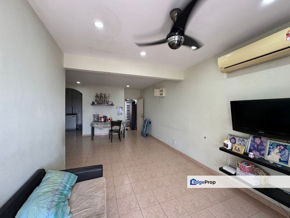 Putri Ria Apartment , 3 Bed , Megah Ria, Johor, Masai