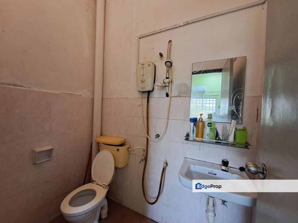 Flora Heights , Single Storey Endlot , Renovated , Johor, Pasir Gudang