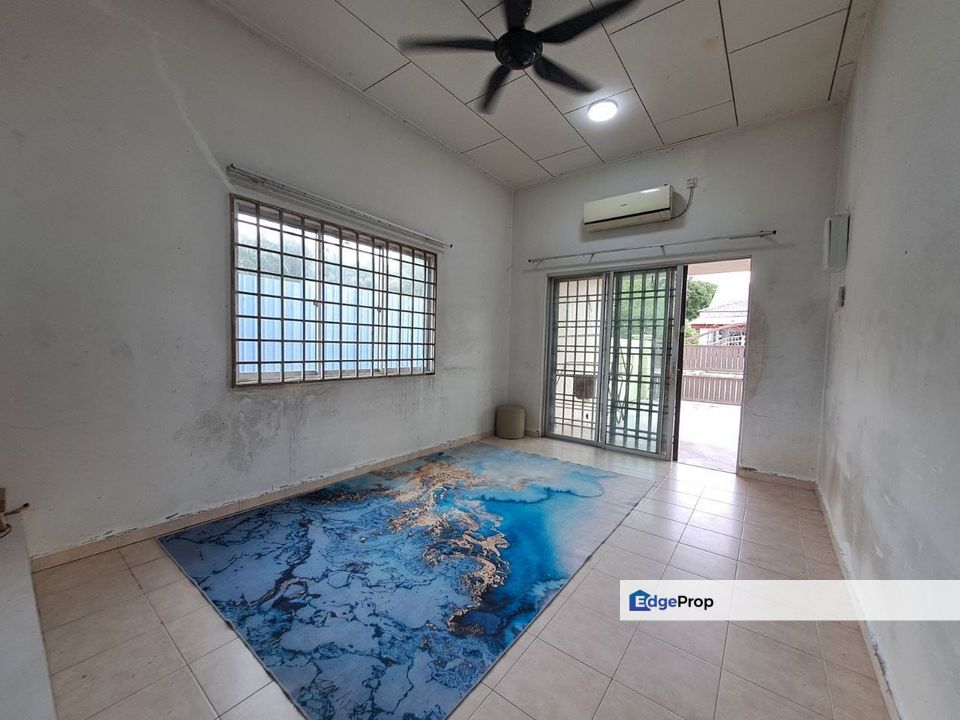 Flora Heights , Single Storey Endlot , Renovated , Johor, Pasir Gudang