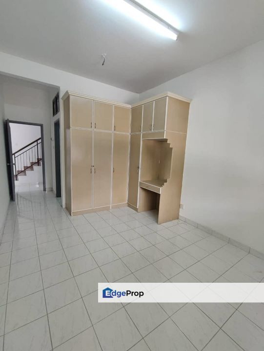 Pelangi Indah , 1.5 Storey , Kitchen extended , Johor, Ulu Tiram
