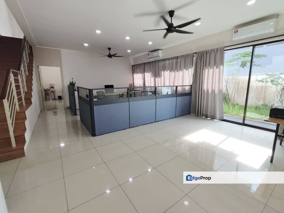 Adda Heights , 2 Storey Cluster , Purple Field , Johor, Johor Bahru