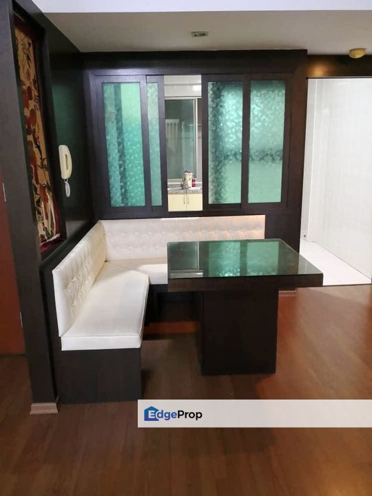 Molek Pine 1 , Taman Molek , 2 Car Park, Johor, Johor Bahru