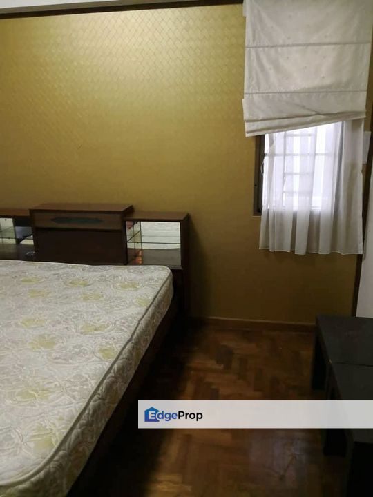 Molek Pine 1 , Taman Molek , 2 Car Park, Johor, Johor Bahru