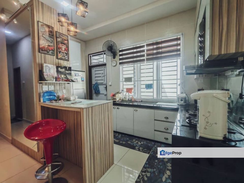 Nusantara Prima , 2 Storey Cluster , Renovated , Johor, Gelang Patah