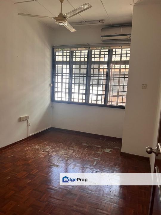 Taman Perling , Double Storey , Unblock View, Johor, Johor Bahru