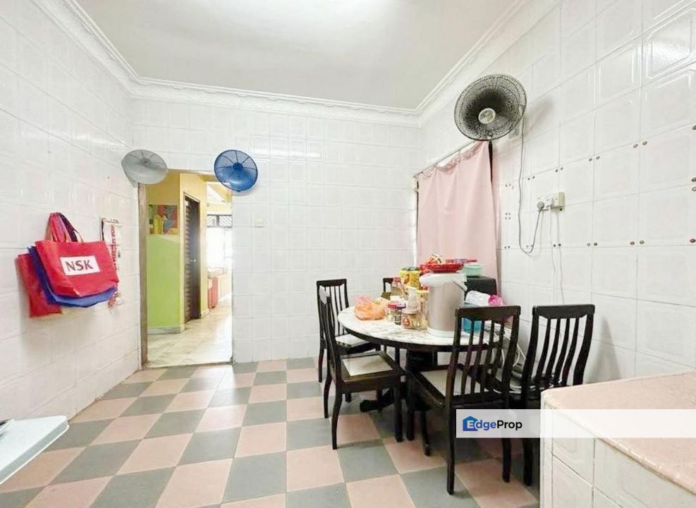 Full Loan , Desa Cemerlang , Double Storey Endlot , Johor, Ulu Tiram