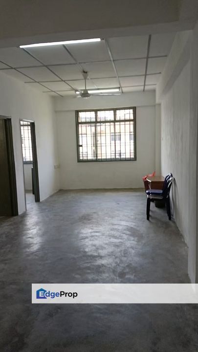 Skudai Baru , Medium Cost Flat , Partial Furnish, Johor, Skudai