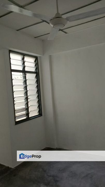 Skudai Baru , Medium Cost Flat , Partial Furnish, Johor, Skudai