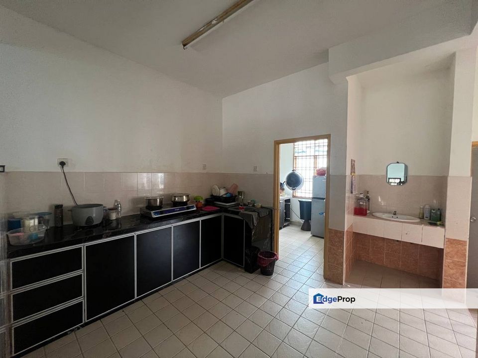 Seri Alam , Double Storey , well Maintain, Johor, Masai