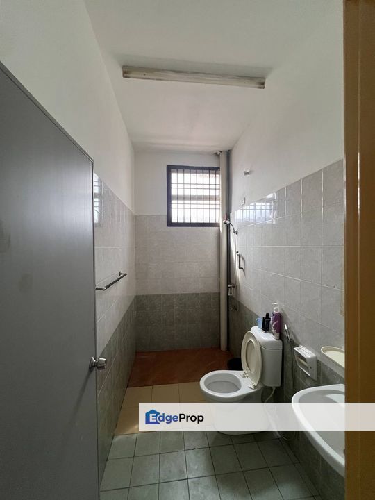 Seri Alam , Double Storey , well Maintain, Johor, Masai