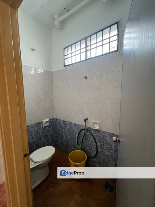 Seri Alam , Double Storey , well Maintain, Johor, Masai