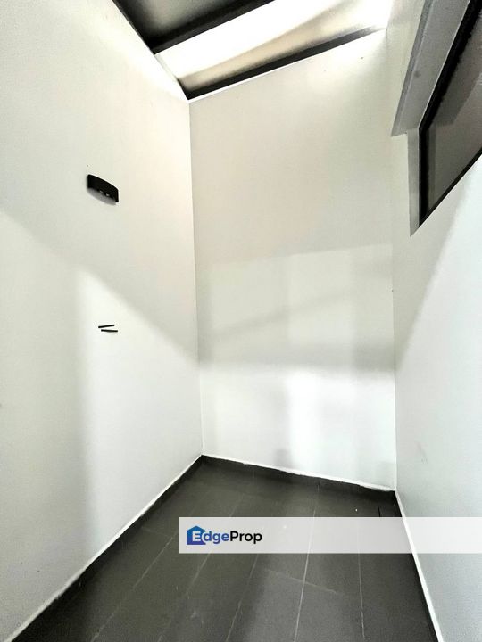 Horizon Hills , 2 Storey Cluster , Canal Garden , Johor, 