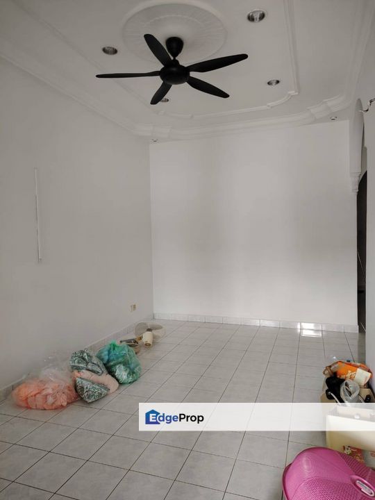 Taman Perling , Single Storey , Partial furnish , Johor, Johor Bahru