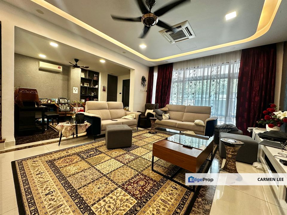 Renovated & Extended with ID, Comes with CCC, Selangor, USJ Heights