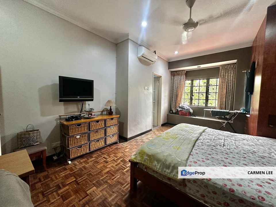 Gated&Guarded, Facing Park, Good Condition, Move-In Ready w Light Reno, Selangor, USJ