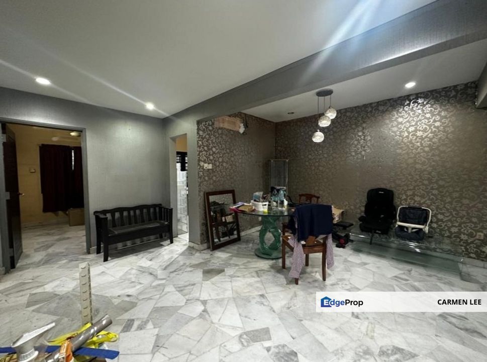 Fully Reno & Extended 1.5 Storey House with Additional Room & Bathroom, Selangor, USJ