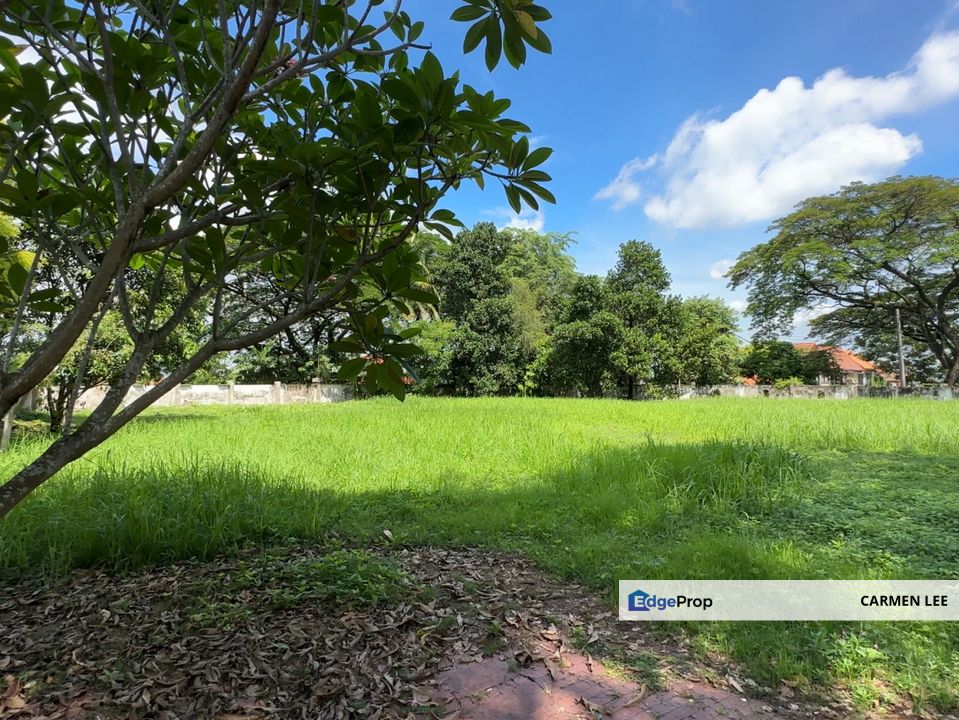 Rare lot! Big plot of 15,000 sqft flat residential land in prime area of Subang Jaya! , Selangor, Subang Jaya