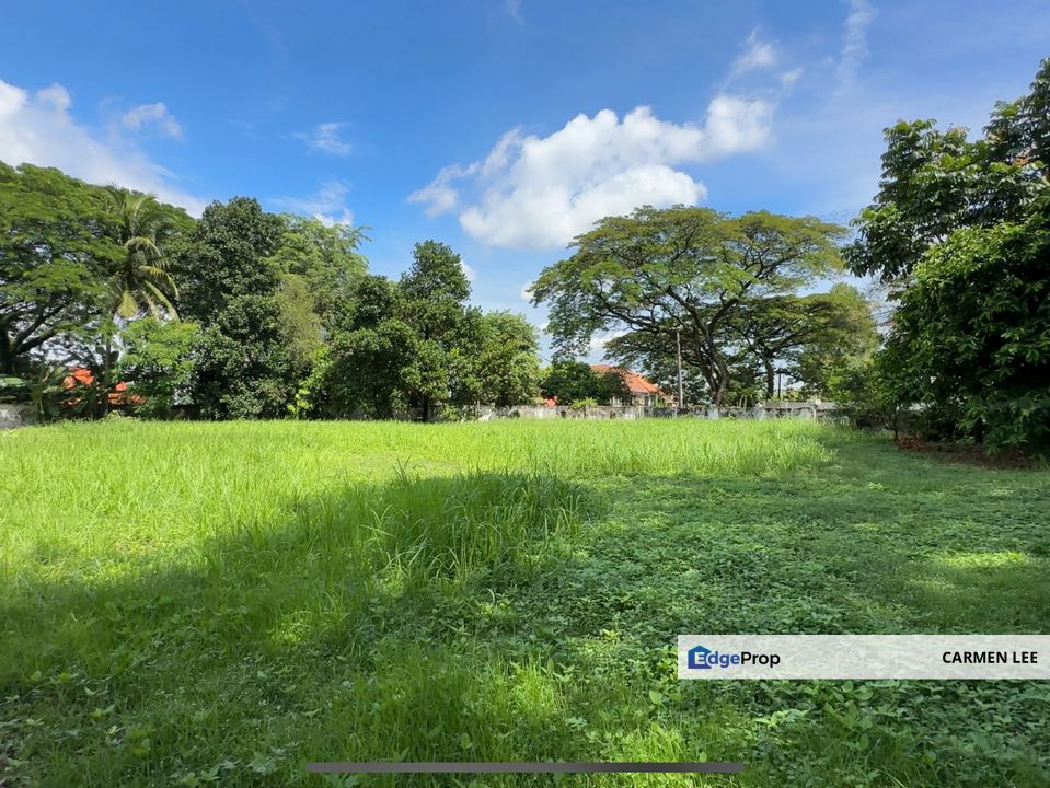 Rare lot! Big plot of 15,000 sqft flat residential land in prime area of Subang Jaya! , Selangor, Subang Jaya