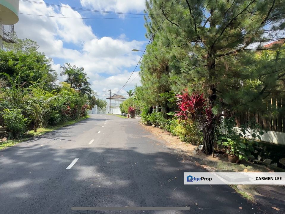 Rare lot! Big plot of 15,000 sqft flat residential land in prime area of Subang Jaya! , Selangor, Subang Jaya