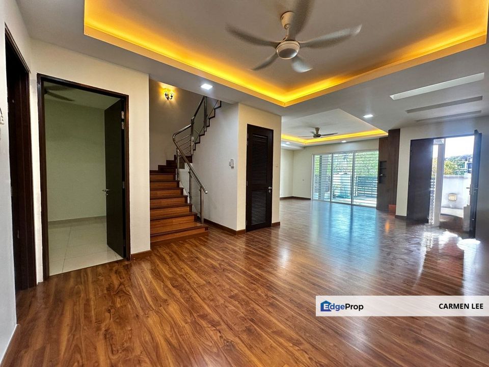 Gated & Guarded. Freehold. Built in Kitchen Cabinet., Selangor, Subang Jaya