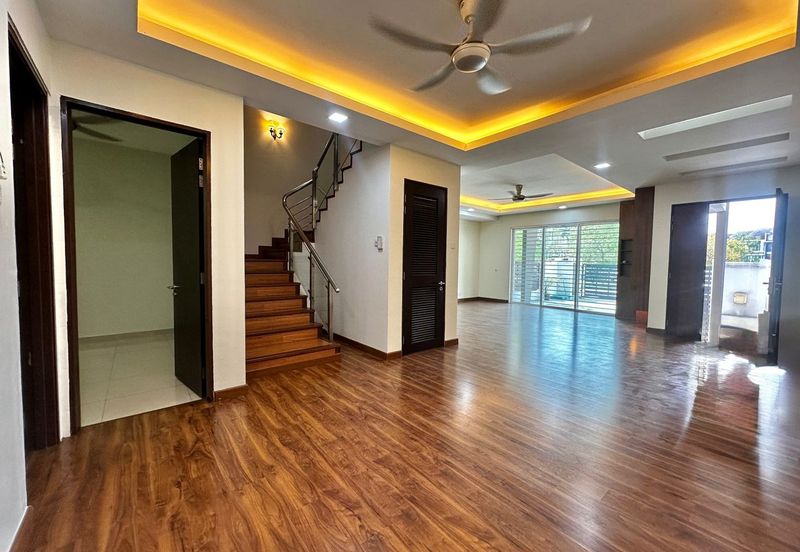 USJ Avenue @ USJ Heights