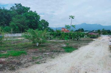 Jalan Pasir Puteh, Station 18