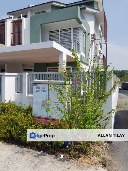 Rawang M Residence 1 (2½ Storey) Canal Link, Selangor, Rawang